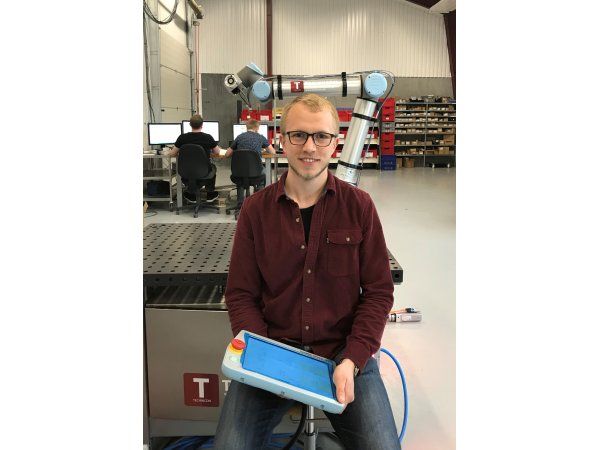 Technicon sender nu den 23-årige nordjyske maskiningeniørstuderende Jesper Mortensen på opgave i Mongoliet.