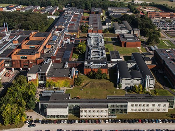 Ved SDU i Odense etableres nu et tværfaglligt klimacenter, som på længere sigt skal danne ramme om uddannelser på kandidat- og ph.d.-niveau, samt efteruddannelse.