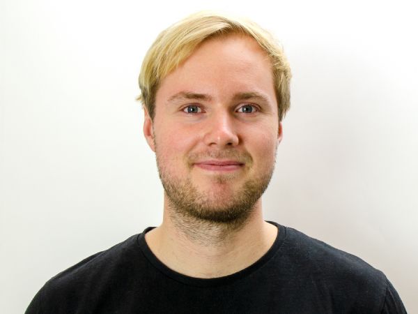 Nikolaj Husen er ansat som applikations- og serviceingeniør hos SICK.