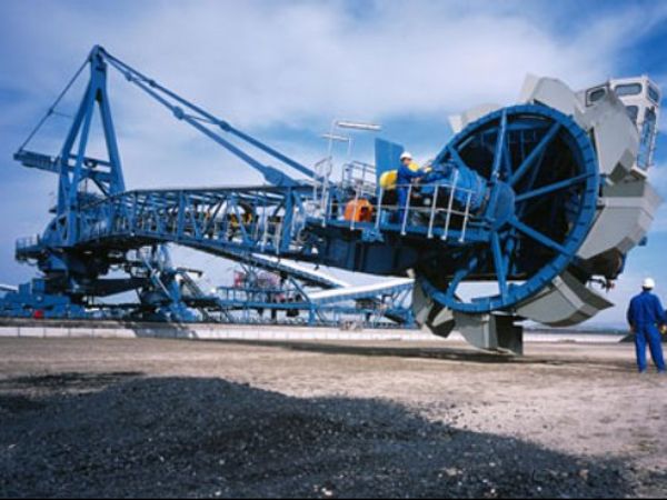 FL Smidth har aktuelt sikret sig en ordre på opgradering af tre knusere, som i det daglige anvendes ved en kobbermine i Sydamerika.