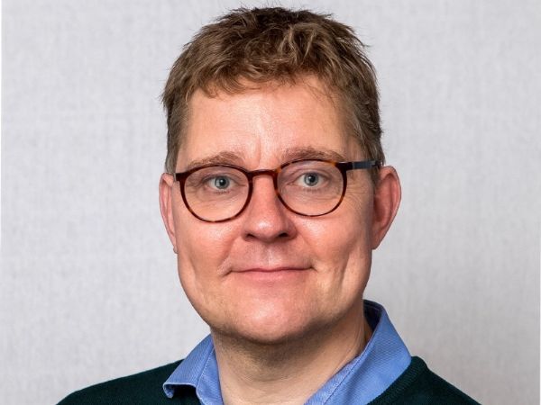 Rasmus Helveg Petersen tiltræder 2. april som kommunikationschef i Vattenfall Danmark.