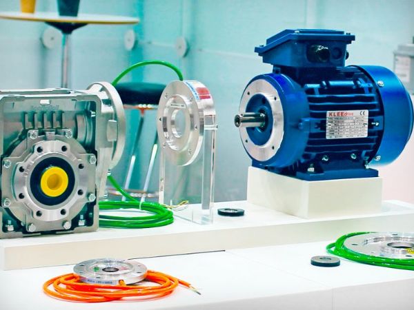 Brd. Klee-programmet omfatter flangeencodere for IEC-motorer i kompakt design.