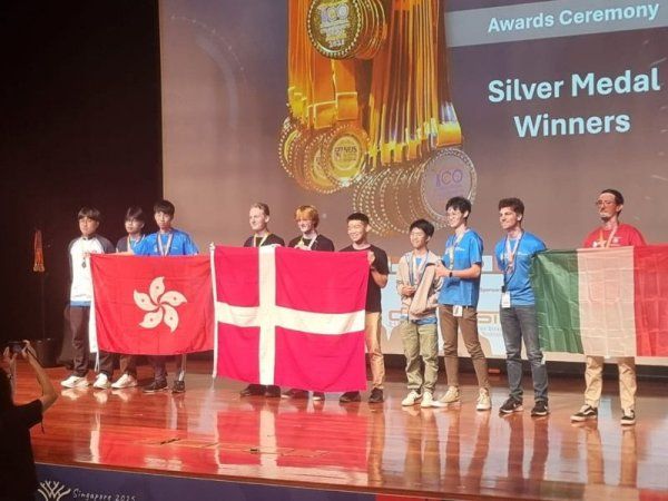 Det danske cyberlandshold hentede bronze ved det aktuelle cybersikkerheds-OL, som blev afholdt i Singapore.