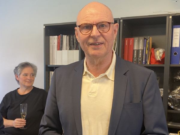 Forleden takkede Jens Peter Bendixen af ved Bernstein, hvor medarbejderne ønskede ham et godt og velfortjent otium.