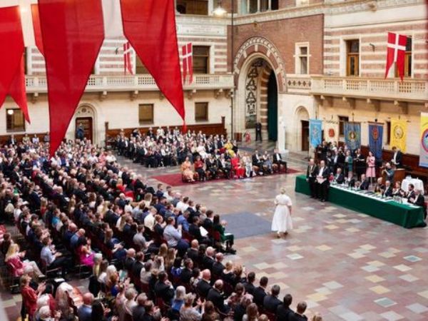 Billede fra medaljeceremonien sidste år. Tirsdag den 13. maj er der atter 82 svende, som modtager medalje på Københavns Rådhus. (Foto: Ricky John Molloy/Rie Neuchs/Thomas Tolstrup)