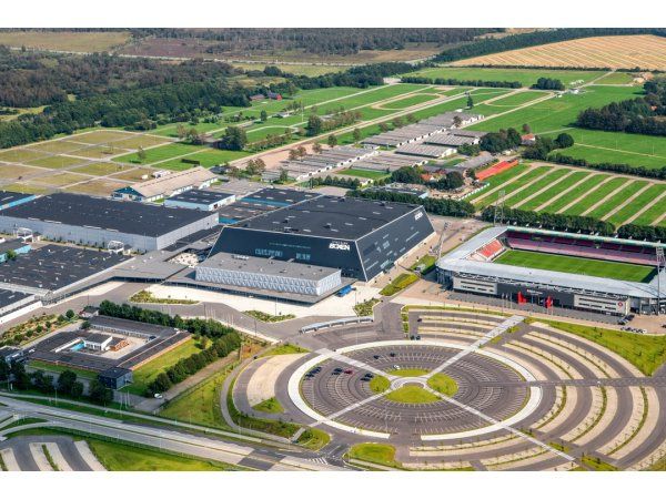 Hal M (øverst til venstre), Jyske Bank Boxen og MCH Arena samt P-faciliteterne i forgrunden udspringer alle af 'Vision 2025'. (Foto: MCH/Finn Byrum)