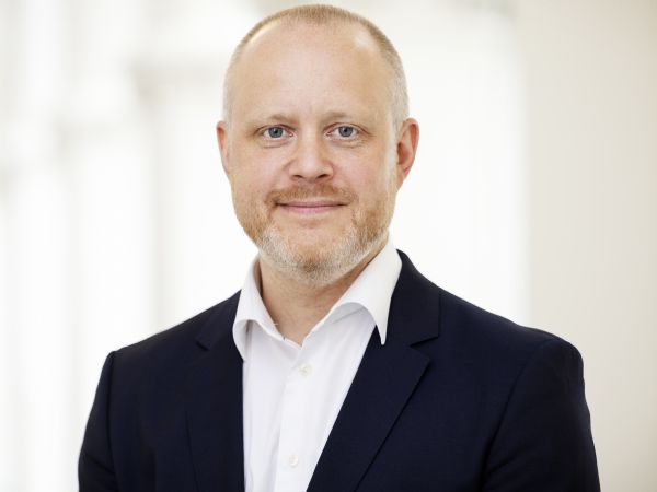 KU-rektor David Dreyer Lassen:  ”Vi vil ruste Danmark til en tidsalder med AI”. (Foto: KU/Søren Svendsen)