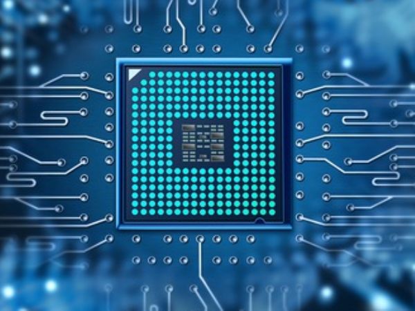 Ud over langsommelighed i investeringerne er der udfordringer forbundet med adgangen til råstoffer, energiomkostningerne og de geopolitiske spændinger, noterer Den Europæiske Revisionsret i en beretning om EU's såkaldte Chips Act-pakke fra 2022.