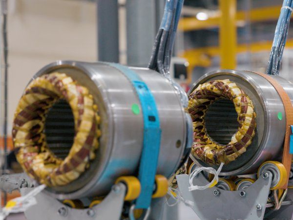 Fabriksnvesteringen understøtter SKF's engagement i bæredygtighed og innovation gennem dekarbonisering, elektrificering og systemintelligens, fremhæver producenten.