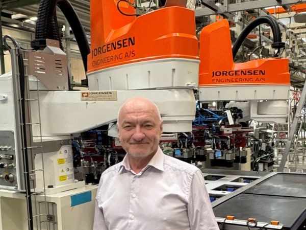 Jorgensen Engineering har aktuelt fejret, at Peter Håkansson har rundet 40 års jubilæumsdatoen i virksomheden.