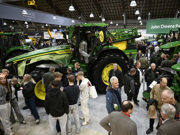 Semler Agros stand kommer til at ligne standen på Agromek for to år siden, men med helt opdaterede John Deere-teknologier, fremhæver  Manager Søren Thomasen, Commercial Solution Center, Semler Agro. (Foto: MCH/Lars Møller)