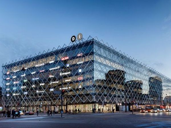 Industriens Hus vil 29. oktober være omdrejningspunkt for at  drøfte tiltag, som kan skærpe Danmarks sikkerhed ved DI's Årsdag for Virksomheds- & Samfundssikkerhed 2026.